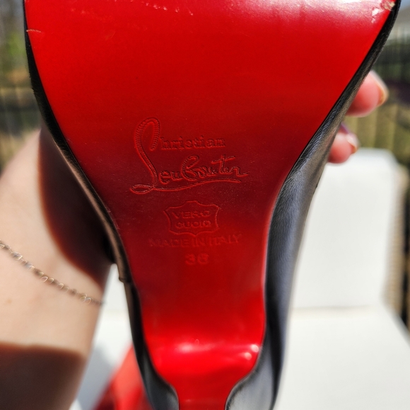 CHRISTIAN LOUBOUTIN 36.5 C'EST MOI BLACK LEATHER BUTTON ANKLE BOOTS - Picture 5 of 13